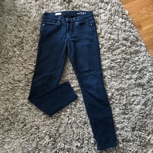 Gap 1969 Legging Jean